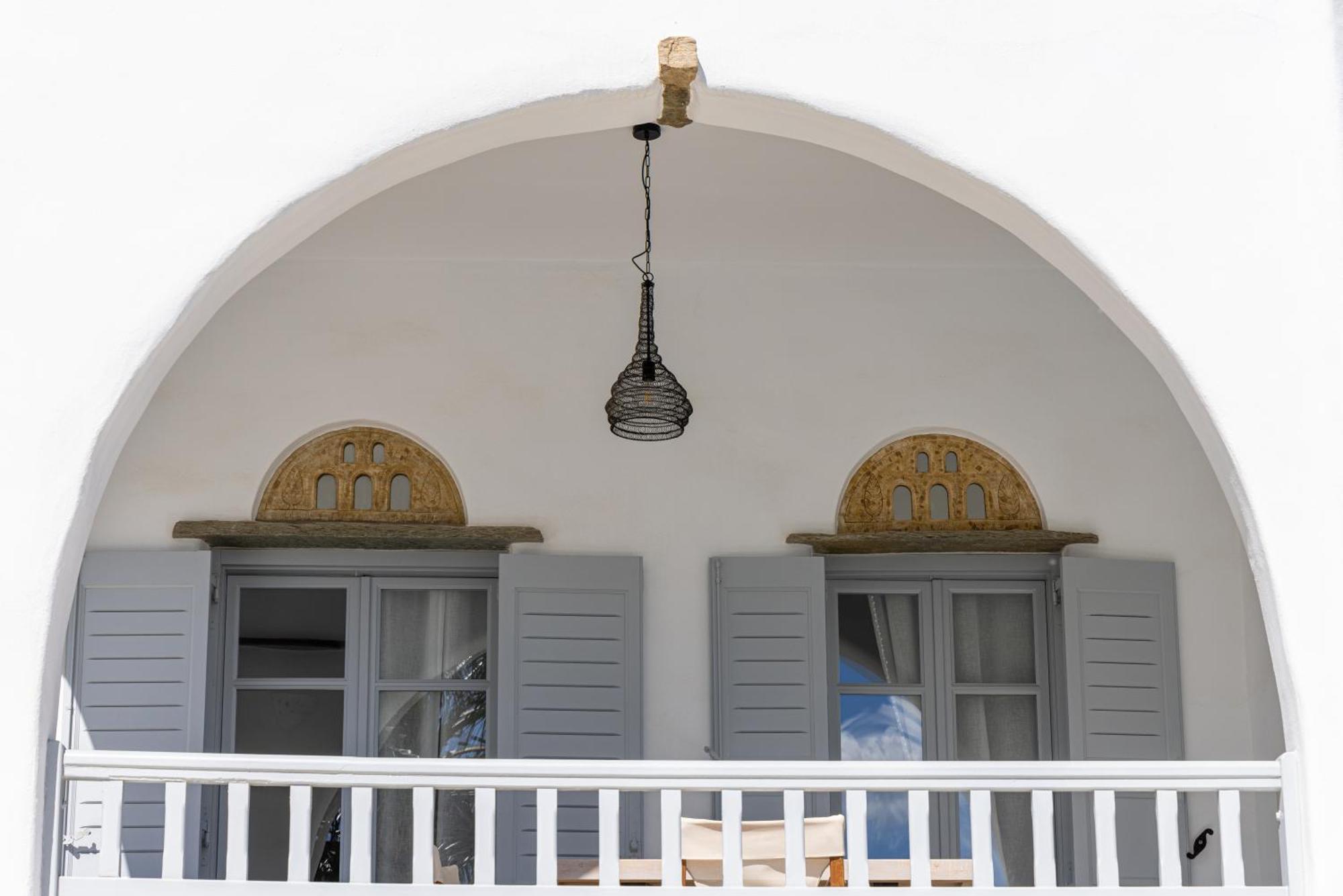 Onar Hotel & Suites Tínos Extérieur photo